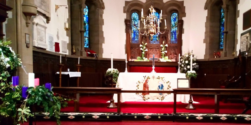 Easter altar 2